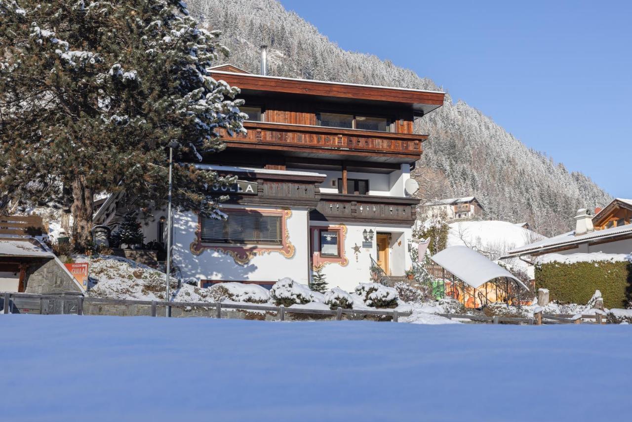 Pension Gulla - Ferienhaus Appartements B&B Neustift im Stubaital Exterior photo