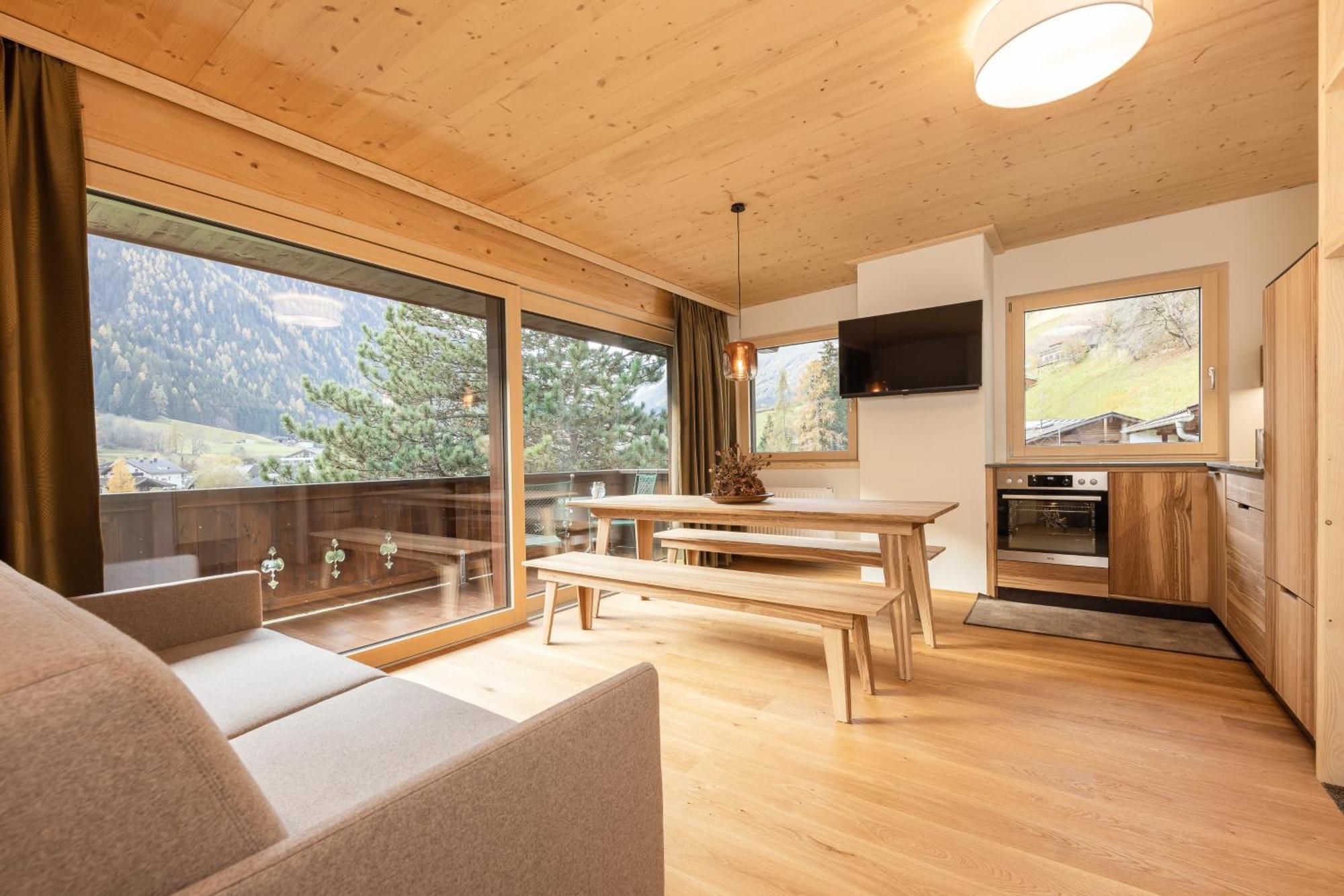 Pension Gulla - Ferienhaus Appartements B&B Neustift im Stubaital Exterior photo