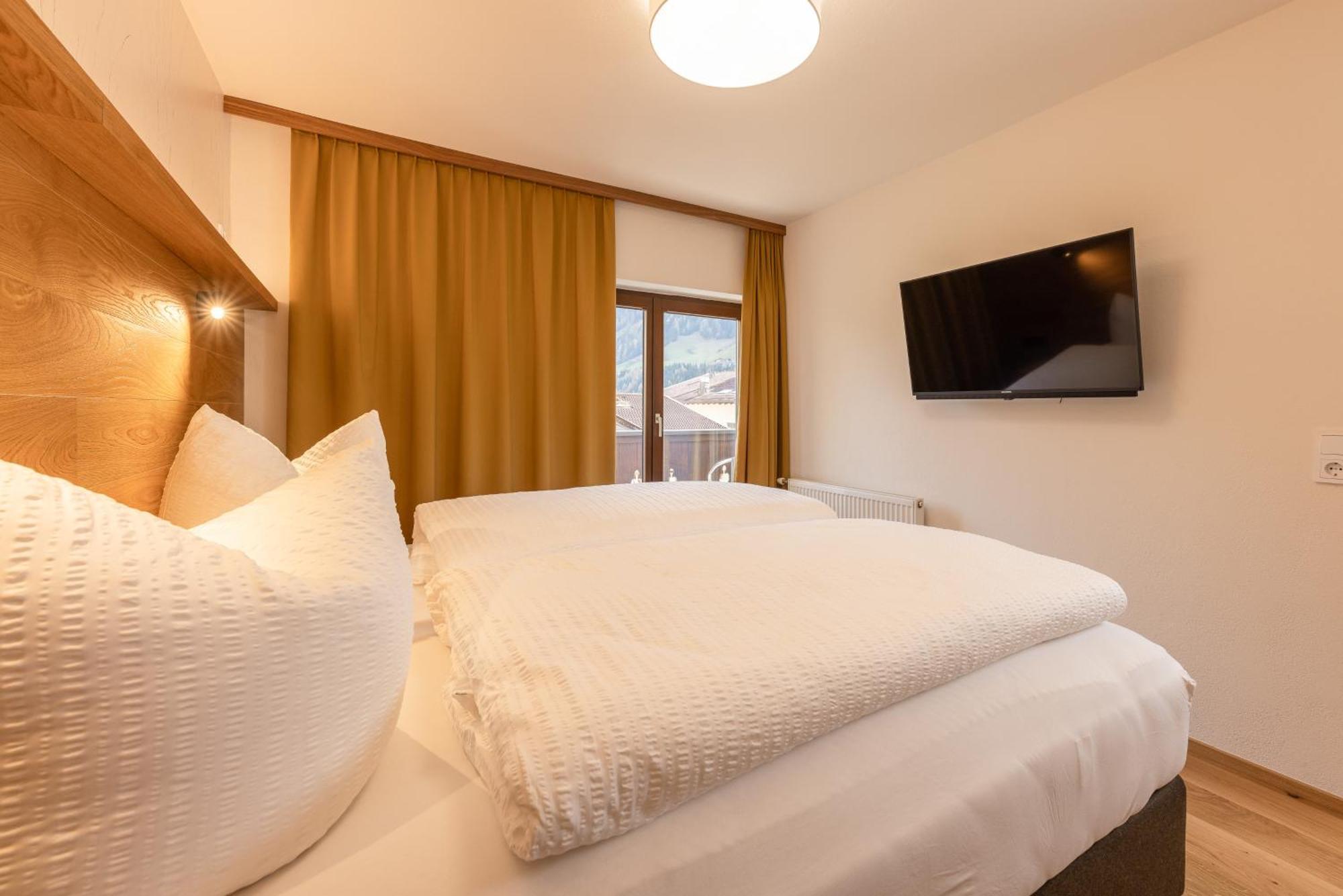 Pension Gulla - Ferienhaus Appartements B&B Neustift im Stubaital Exterior photo